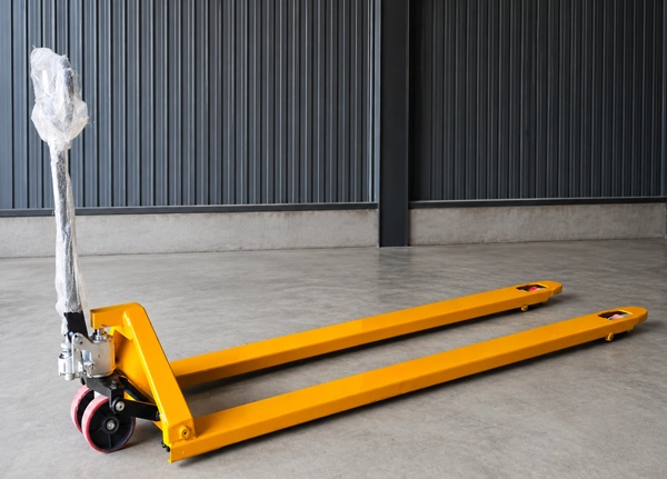 2500 kg hand pallet truck 685 x 2500 mm