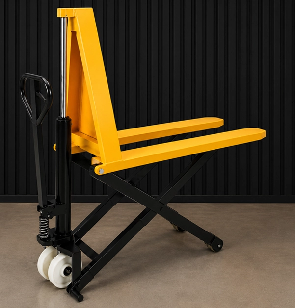 Scissor Hand Pallet Truck 1500 Kg Front View