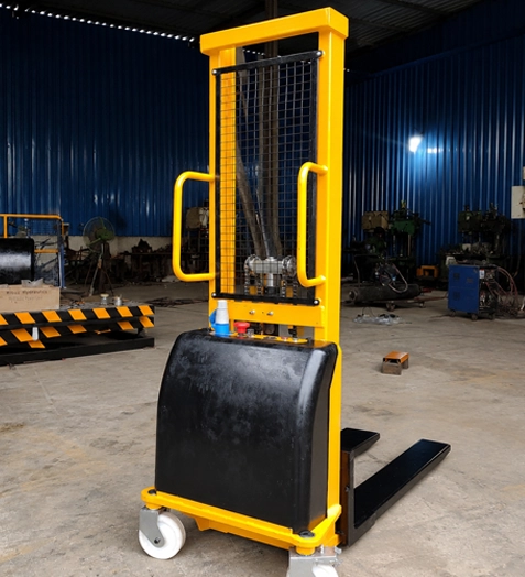Semi Electric Stacker 1000 Kg view 1