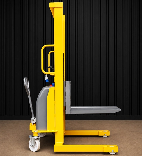 Semi Electric Stacker 500 Kg view 2