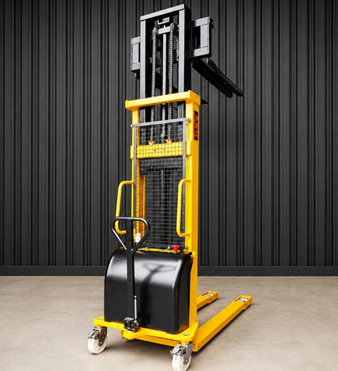 Semi Electric Stacker 1500 Kg view 1