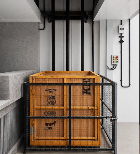Industrial Single Mast Goods Lift Side View