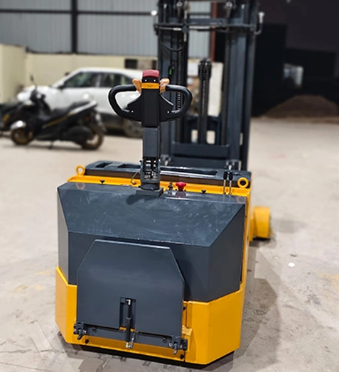Battery Operated Counter Balance Stacker 2000 Kg view 2